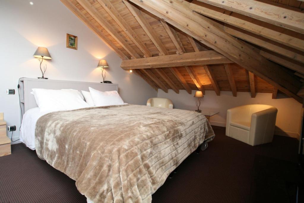Hotel Corrieu La Llagonne Pokoj fotografie